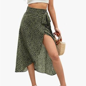 Stylish Green Leopard Print Wrap Skirt